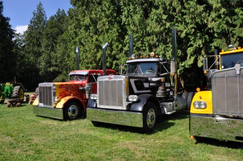 1959 Kenworth W900A “CC925”