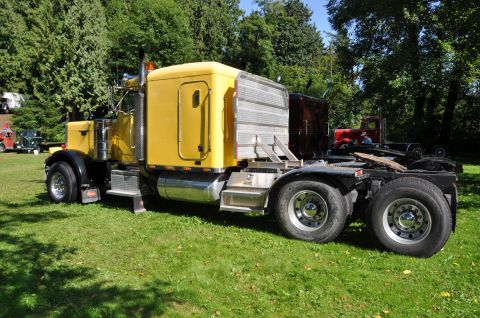 1959 Kenworth W900A “CC925”