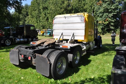 1959 Kenworth W900A “CC925”