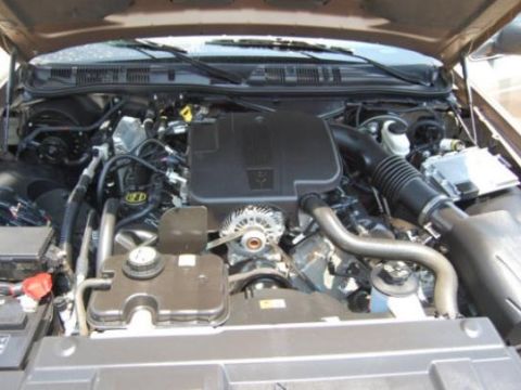 2007 Ford Crown Victoria - The original engine cover the car came with. Of course this was a shot the dealer took.