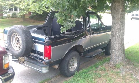 1995 Ford Bronco photo