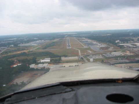 1989 Ford Bronco - On final to runway 7 Lawrenceville Airport...LZU