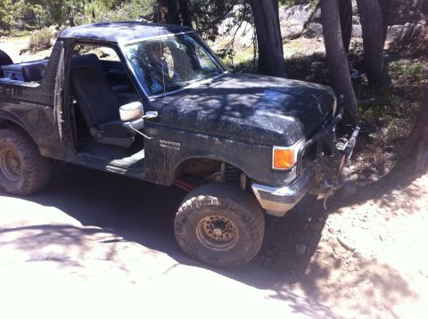 1990 Ford Bronco - This 1990 Ford Bronco is ready for some off-road adventure.