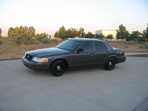 1999 Ford Crown Victoria photo