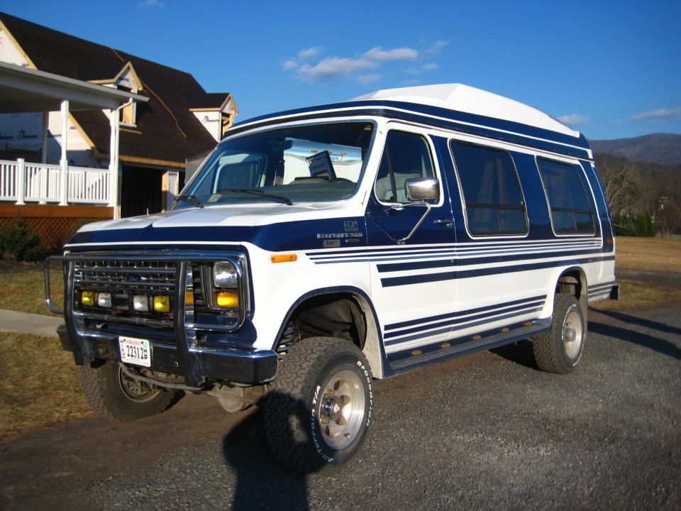 1988 Ford E350 in 2011