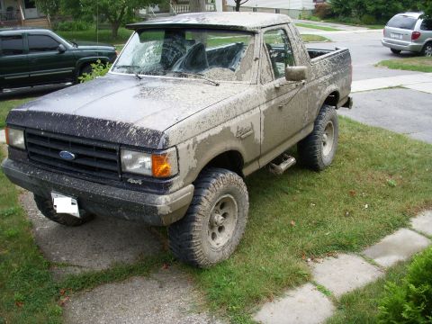 1990 Ford Bronco photo