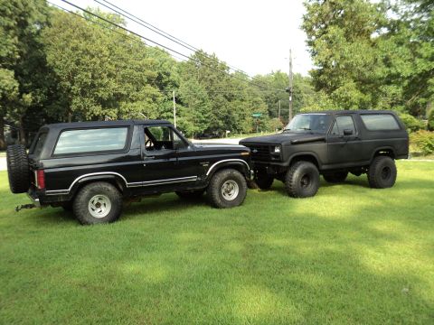 1986 Ford Bronco photo