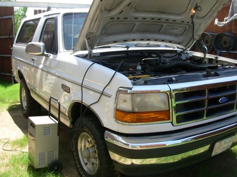 1995 Ford Bronco - It sat for about a month, which killed the 3-y.o. DuraCrap battery. It's also overdue for oil, coolant, & front pads. The R lock motor does…