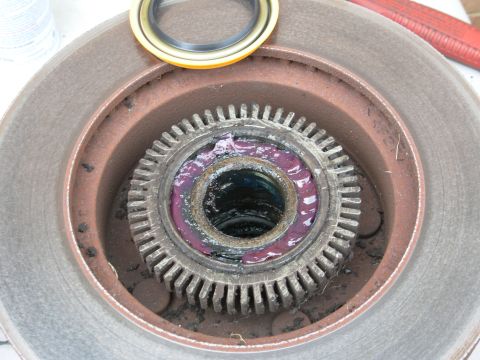 1983 Ford Bronco - Before installing the inner wheel seal, add a ring of grease to keep the bearing full. This is correct disk-brake-rated high-temperature EP…