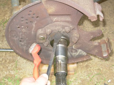 1983 Ford Bronco - Take a few extra moments to remove any accumuated grime and then brush the sealing surface so the new seal will last. Note that this steeri…