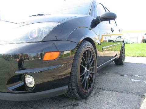 2003 Ford Focus photo