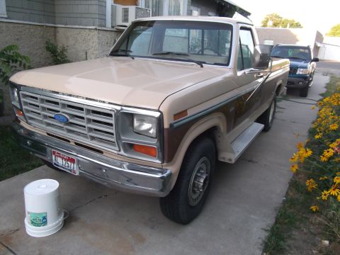 1985 Ford F-250 photo