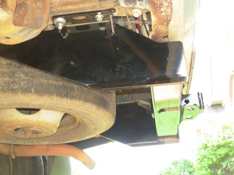 1997 Chevrolet Silverado 3500 - Curt 15015 Cl.V receiver (made in USA) Pretty easy to install; it was advertised as NO-DRILL, but one of the factory holes on each side had…