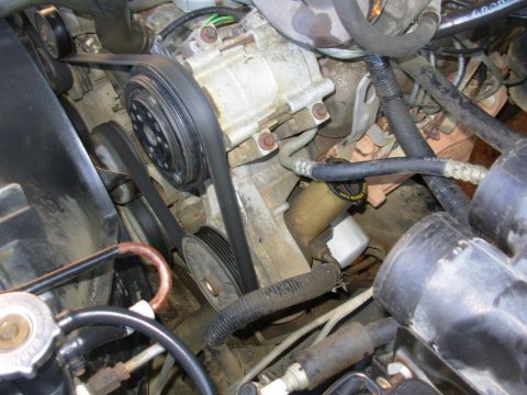 1983 Ford Bronco - I've never understood why Ford put the noisy, weak C2 pump on F-series & Broncos, but the venerable Saginaw on Econolines. In any case, it'…