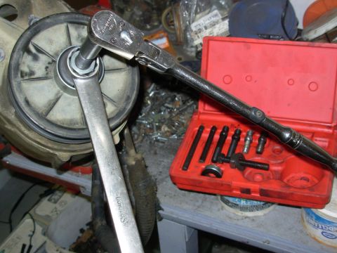 1983 Ford Bronco - Even with these good tools, it takes a LOT of effort, so use long wrenches. Grease on the main shaft threads will reduce your effort, & the…