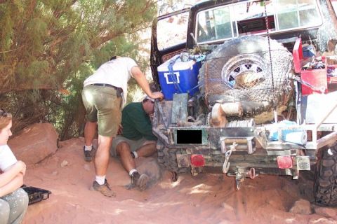 1990 Ford Bronco - Mike broke a 60 rear shaft on Cliffhanger