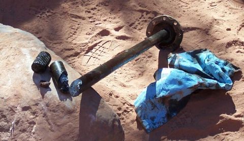 1990 Ford Bronco - Mike's broken shaft