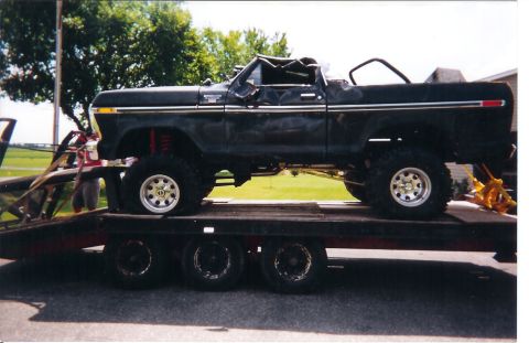 1978 Ford Bronco - My old Bronco after roll over at Silver Lake MI