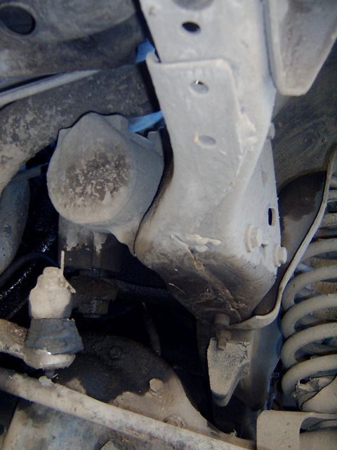 1982 Ford Bronco - should that be welded like that?