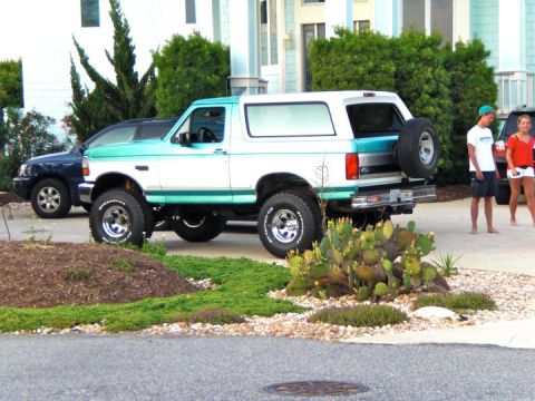 1994 Ford Bronco photo