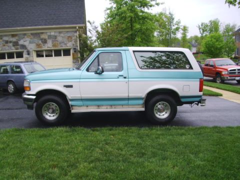 1994 Ford Bronco photo