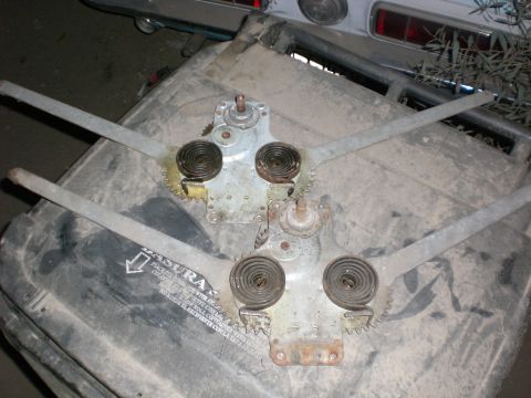 1972 Cadillac Fleetwood - 1 miller and 1 superior regulator, yes they used the same parts