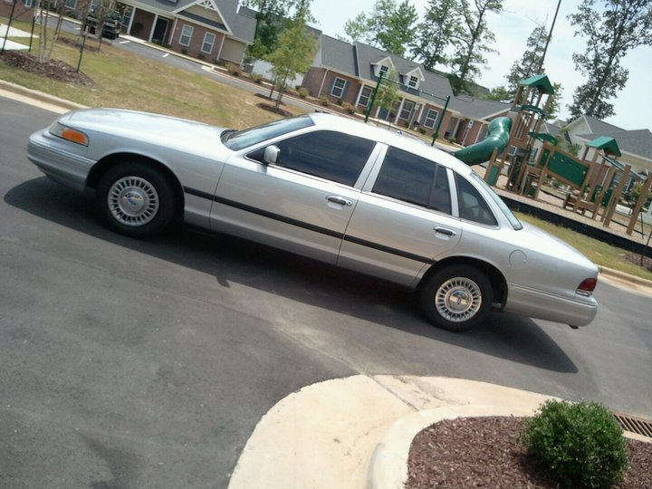 1997 Ford Crown Victoria “interceptor eater”