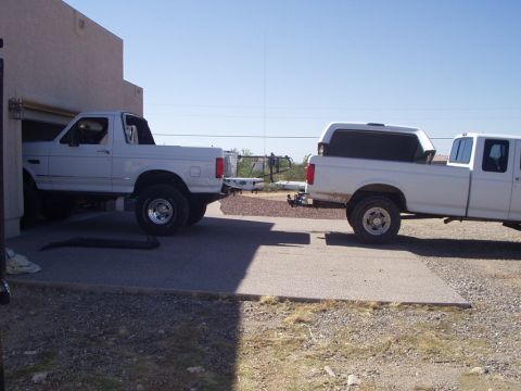 1993 Ford Bronco - easiest way I found to get the top off with one person. just walk it off onto another truck