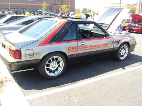 2007 Ford Mustang - This 1979 Ford Mustang Pace Car displays "Official Pace Car" text and graphics from the 83rd Annual Indianapolis 500 Mile Race.