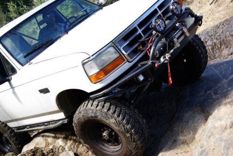1995 Ford Bronco - This 1995 Ford Bronco navigates a challenging rocky terrain.