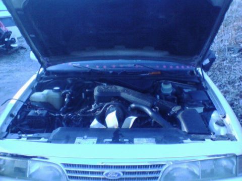 1994 Ford Crown Victoria photo
