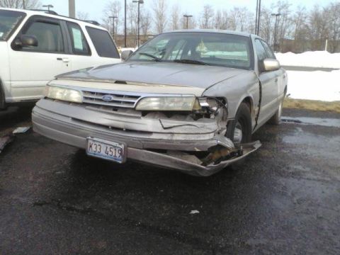 1994 Ford Crown Victoria photo