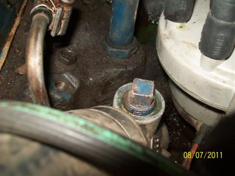 1979 Ford F-150 - Vacuum control switch(Ported vacuum switch)hole plugged in top of water neck.