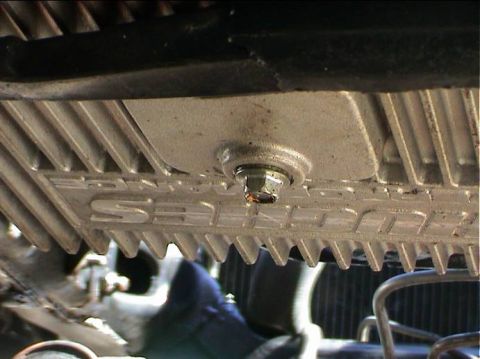 1979 Ford Bronco - Big tranny pan I had to modify the cross member a little