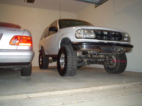 1997 Ford Explorer photo