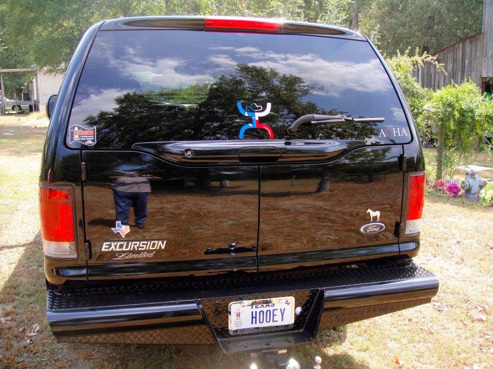 2005 Ford Excursion “Beast”