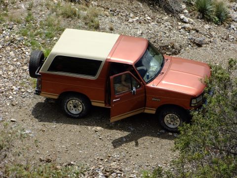 1995 Ford Bronco photo