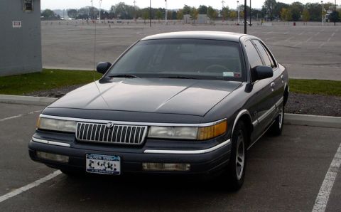 1999 Ford Crown Victoria - This Mercury Grand Marquis has a distinctive grille and body style.