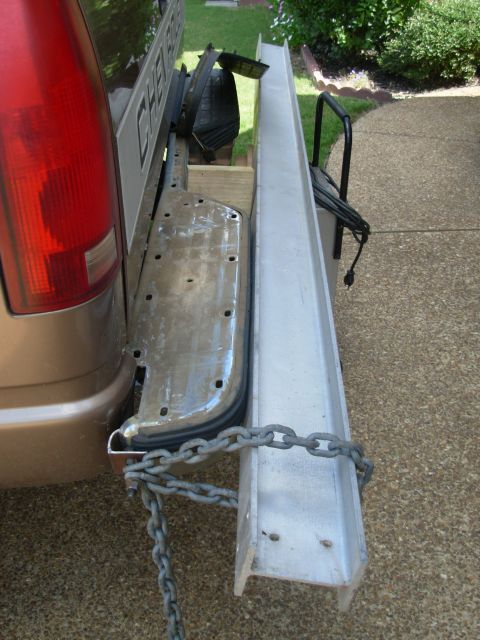 1997 Chevrolet Silverado 3500 - This corner has always been bent down & forward slightly, and I'm tired of looking at it. So the 11-foot prybar is going into action... Not…