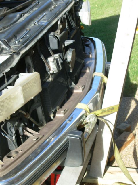 1997 Chevrolet Silverado 3500 - This did much better: a short beam across the towhooks, and the long beam vertical pulling the strap through both nostrils. I dropped the v…