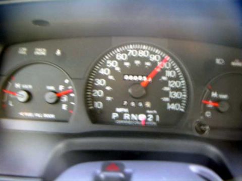 1999 Ford Crown Victoria photo
