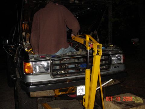 1989 Ford Bronco - Picker into position
