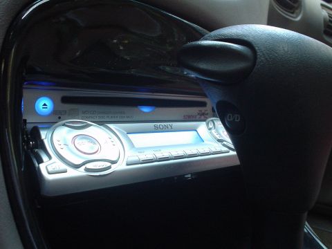 1999 Ford Taurus - Another of the custom deck install.