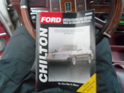 2000 Mercury Grand Marquis - This Chilton manual covers Lincoln coupes and sedans from 1988-00, including the Continental, Mark VII, Mark VIII, and Town Car.