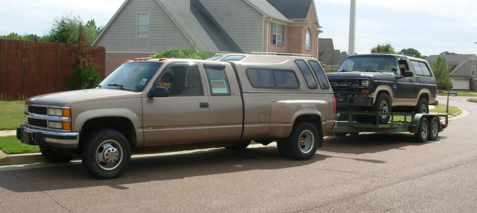 This is the first time I've trailered the Bronco to wheel it, but not knowing the trails, I wanted to be sure I could get home no matter what.  Both trucks performed flawlessly.