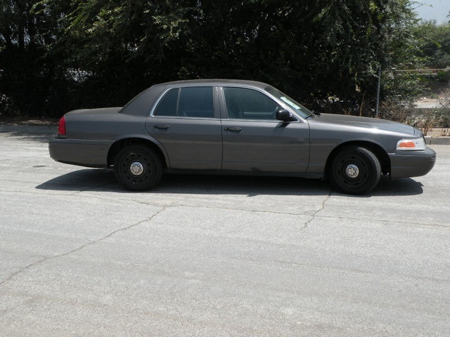 2003 Ford Crown Victoria “P71”