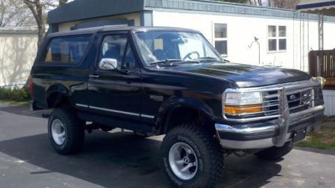 1995 Ford Bronco “Beast”