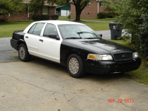 2004 Ford Crown Victoria “The Vic”