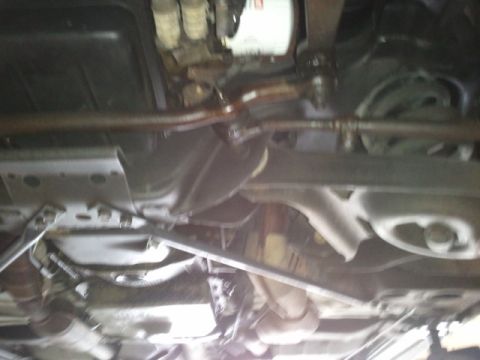 Tricky Vicky Undercarriage pics - 1998 Ford Crown Victoria