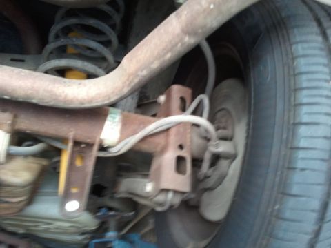 1998 Ford Crown Victoria - 1998 Ford Crown Victoria Under Carriage pictures June 2011